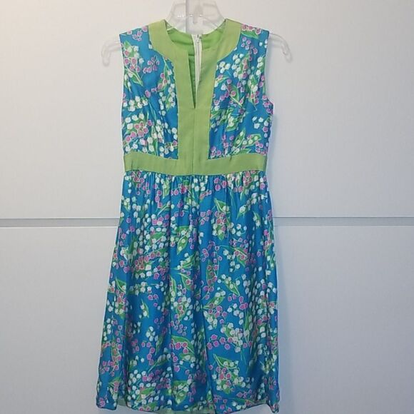 I. Magnin & Co. Dresses & Skirts - Vintage I.Magnin & Co. Silk Floral Dress, EUC